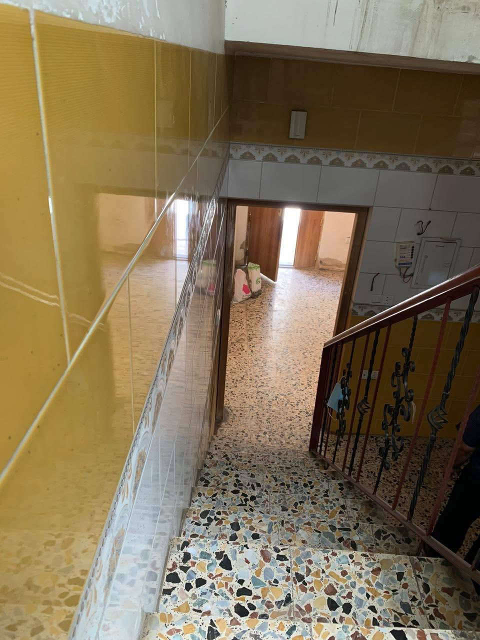 بيت للبيع - زراعي 

55 متر طابقين ونص بناء حديث

الطابق الارضي / يحتوي على طرمة+صالة+مطبخ+حمام+منور

الطابق الاول / غرفتين نوم 

الطابق الثاني / غرفة صغيرة +سطح

في الكريعات قبل حسينية الزهراء او قاهر الاسعار بفرعين او ثلاثه - براس الفرع مال بيت موجود دلالية الصادق

عرض الفرع ٤ امتار

للاستفسار الاتصال 

ع الرقم *********** متوفر واتساب
