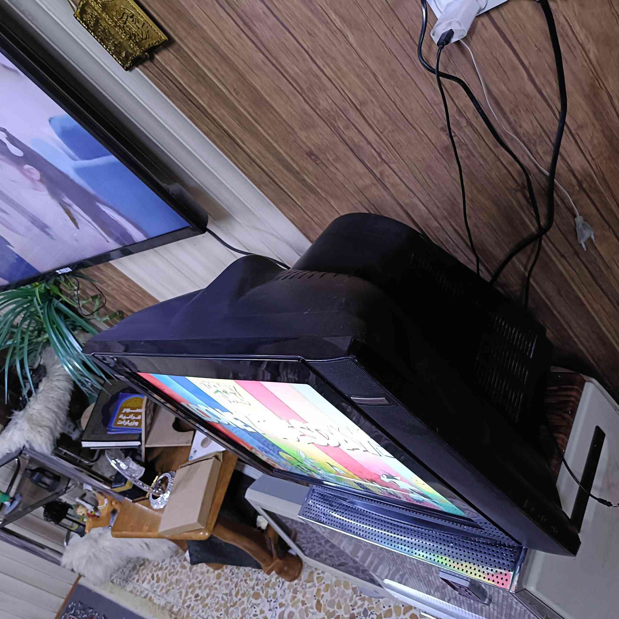 سلام عليكم. تلفزيون  Lg  .حجم 21. تلفزيون منافذ كومبونتي.  Av.   مع ريمون صورة طبع ممتازة. نظافة 80 /%   سعر 45 الف.


**إذا كنت صاحب هذا الإعلان وتريد حذفه لأي سبب، رجاءا أرسل رسالة إلى الدعم الفني**