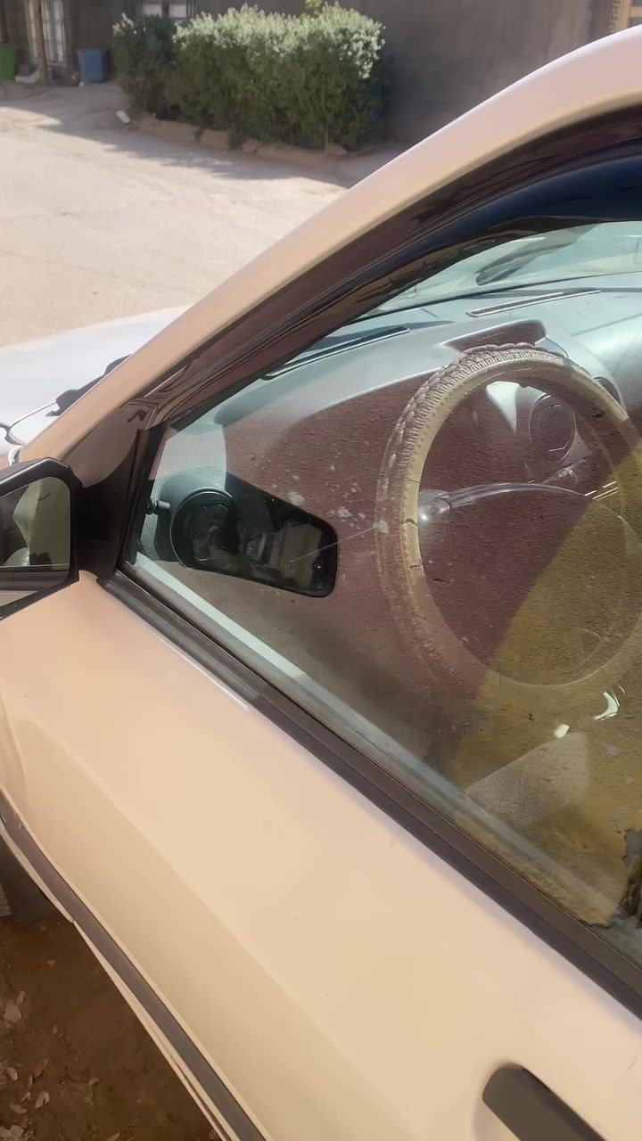 سلام عليكم سايبا 2012 جاهزه من كلشي ضررهه فقط شويه بالباب السيارة تنباع فقط سنويه صاحبهه ماندله 
مكان السيارة بابل المسيب سدة الهنديه 
***********
