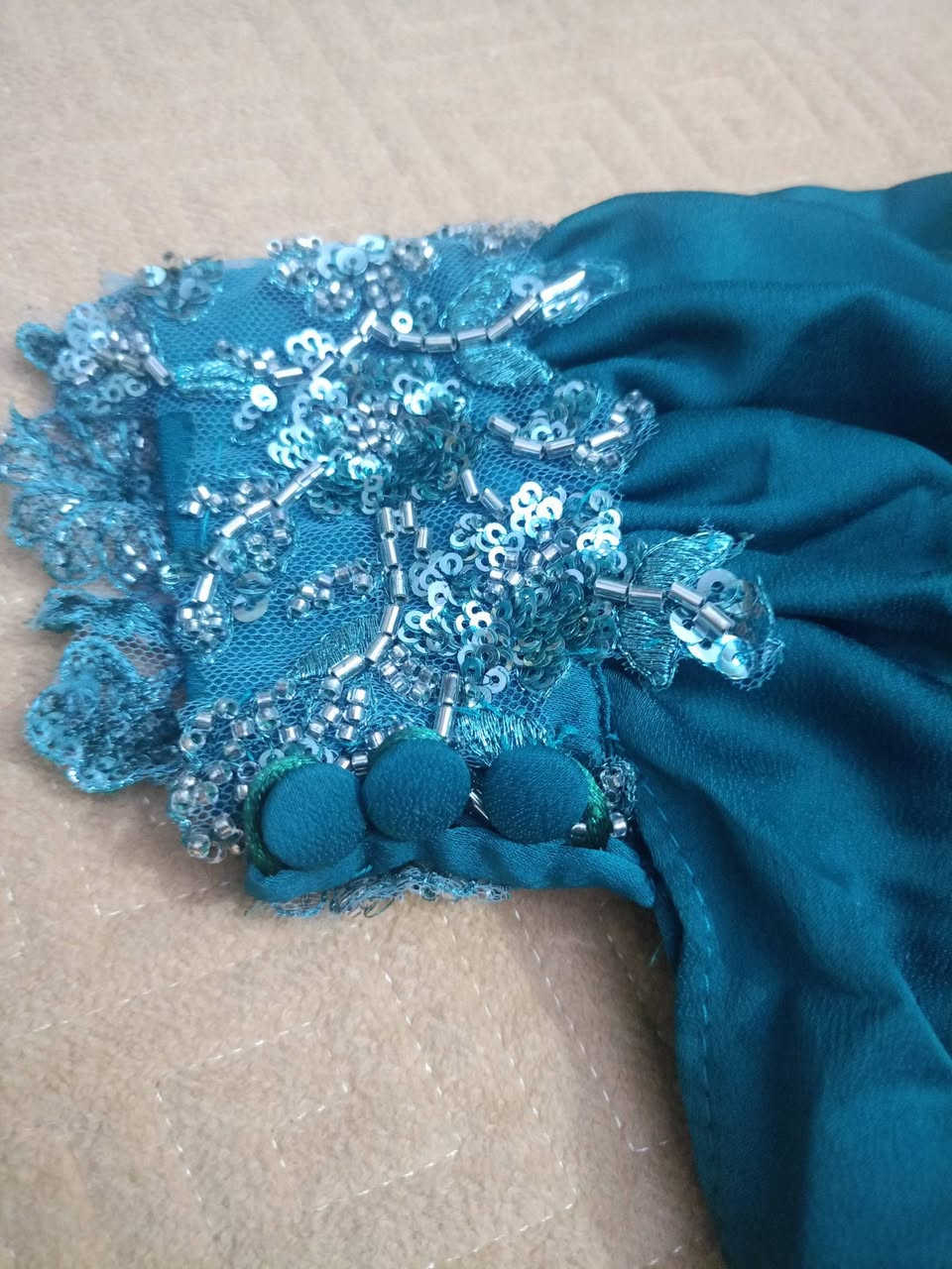 بنات عندي فساتين  دزاين راقي نضافة 💯💯
قياس 40 وناشره صورته حقيقيه وصورت الشغل ستراس شغل ايد اريده ب30 الف ويوجد توصيل لجميع المحافظات


**إذا كنت صاحب هذا الإعلان وتريد حذفه لأي سبب، رجاءا أرسل رسالة إلى الدعم الفني**