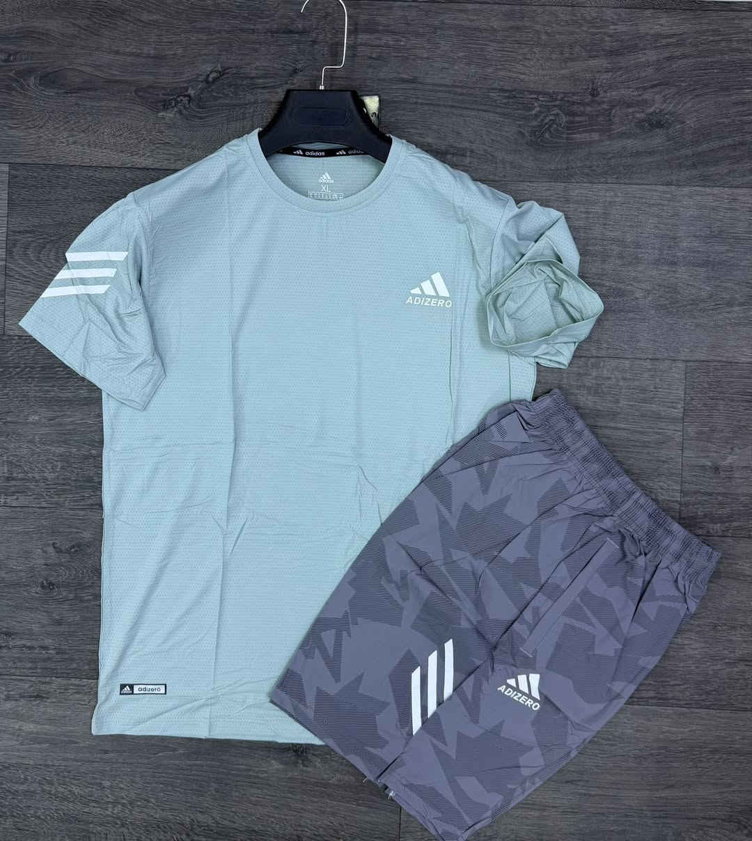 سعر 15 الف￼

مجمع سيد حمزه للملابس الرجالية والتجهيزات الرياضية العنوان العمارة حي الرسالة 
يتوفر لدينا تراك شورت

‏القياسات. L  الى XXXL 

‏￼
يتوفر لدينا خدمة توصيل كافة محافظات العراق
للتواصل واتساب ***********
https://t.me/joinchat/USt2HU6VyUnB90hS
