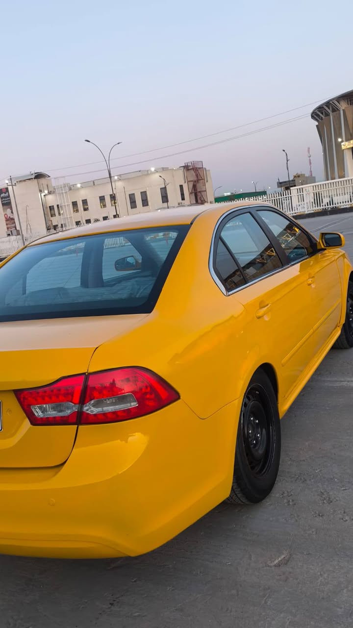 سلام عليكم شباب
كيه اوبتيما مديل 2010
ادوات ادوات ادوات 
كصه جنطه  جاهزه 
متومه لوحات وسنويه انكليزي 
على رقم الشاصي بغداد 
 السعر 45
العنوان ناصريه
***********
