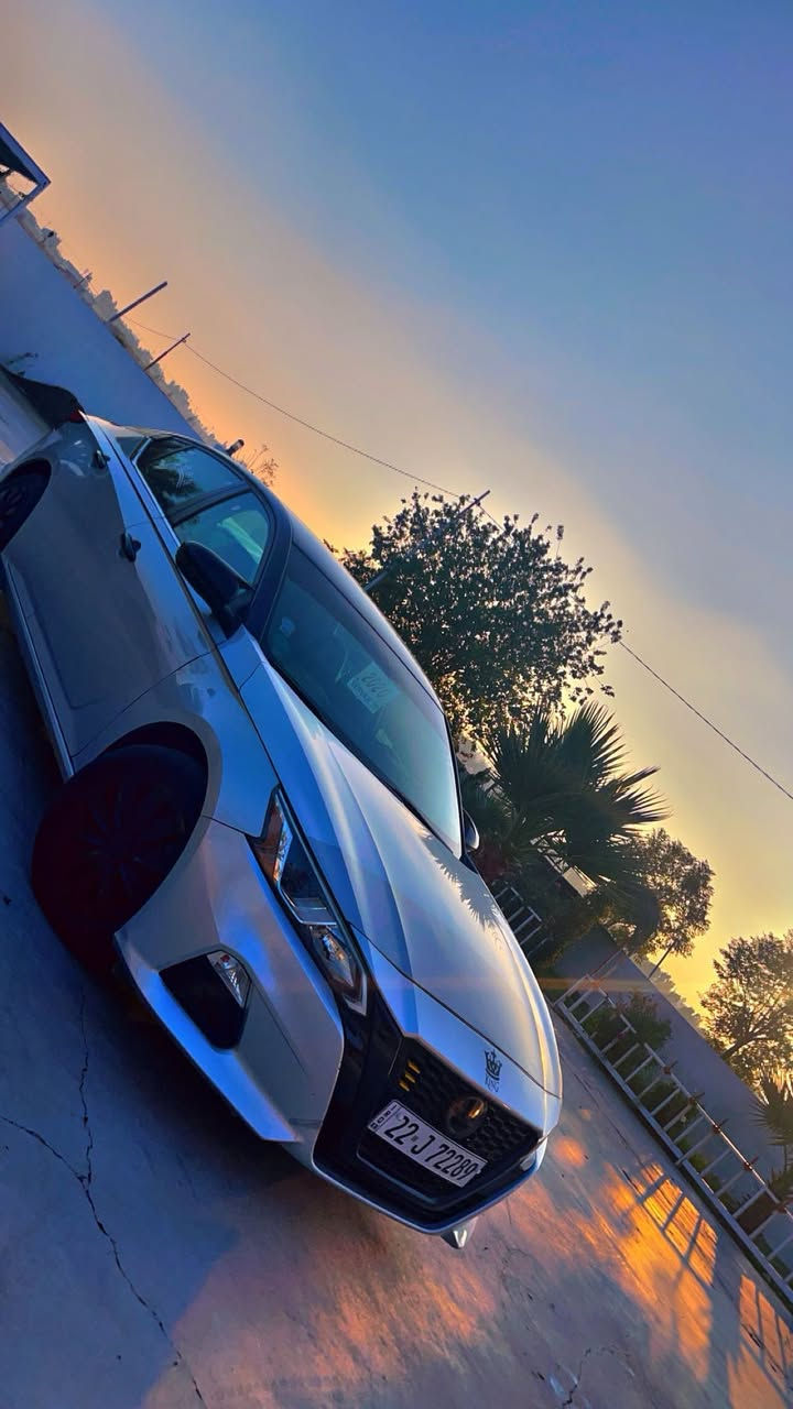 ئالتیما مۆدیل ٢٠٢٠ 
زۆر خاوینە و هیچی نیە پشت و پێشی کەپسە 
نرخی 137$ و مەجالەکی کەم 
رەقەم م واتساپ (***********)
