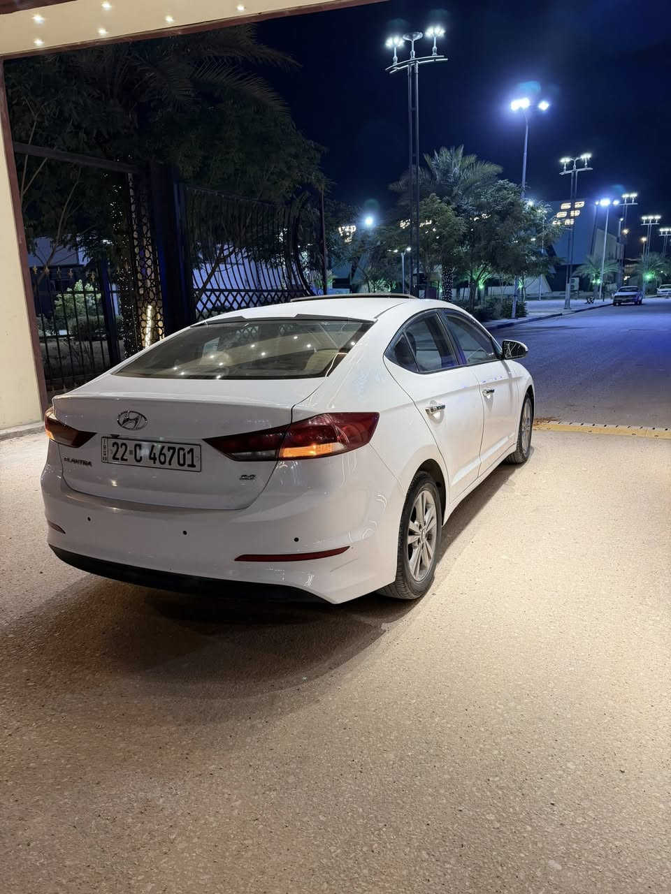 السلام عليكم
النترا 2017 خليجي مكينة 2000 
فول مواصفات عده البصمة 
كير مكينة تبريد مكفولات 
صبغ قطعتين فقط والسونار مرفق 
المكان النجف الأشرف 
السعر 122قفل 
***********
