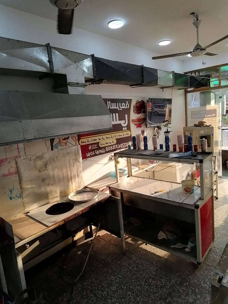 ,السلام عليكم دكت للبيع جاهز نضيف جدآ مع 3 ساحبات اثنين داخليات اوحده جبيره خارجيه السعر ٤٠٠ العنوان سبع البور ***********
