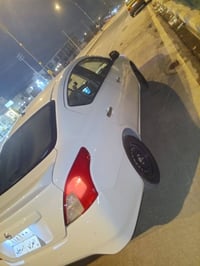 نيسان صني موديل 21 بيهه فقط بارد باب السائق والبصفه خشم البنيد قليل با...
