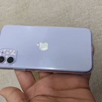 آيفون ١١ • خلي تعليق