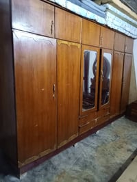 غرفة نوم للبيع السعر 250الف بيها مجال قليل رقم موبايل 07803889780ورقم0...
