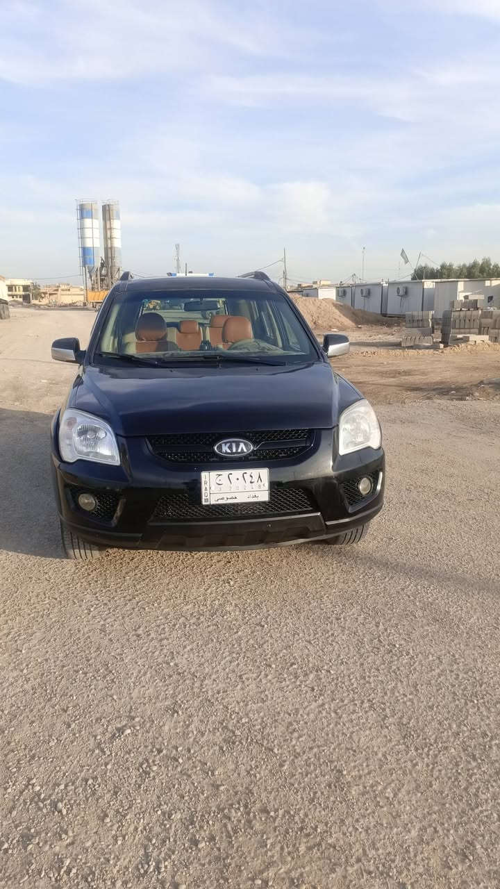 كياه سبورتج اللبيع2006محرك2700كير محرك مكفول بيها بس بنيد مصلح سعر ٨٠وبيها مجال***********اتصل
