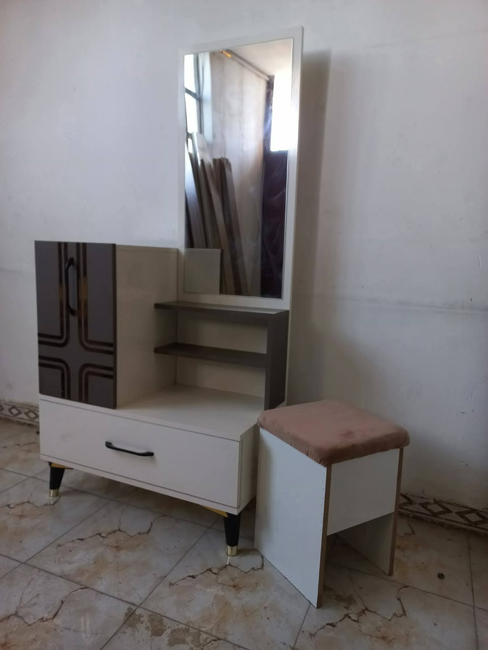 غرفة تركيه 5 قطع عرض خاص سعرها 475 مع شد ونقل مجاني مكانها بغداد


**إذا كنت صاحب هذا الإعلان وتريد حذفه لأي سبب، رجاءا أرسل رسالة إلى الدعم الفني**