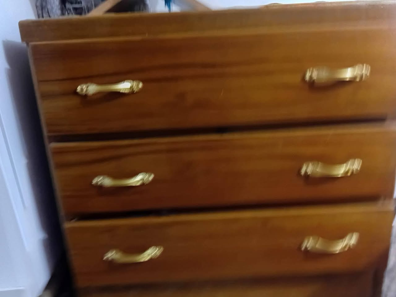 غرفه صاج عراقي كامله.. السعر مليون و200... مكاني بغداد حي القاهره
***********
