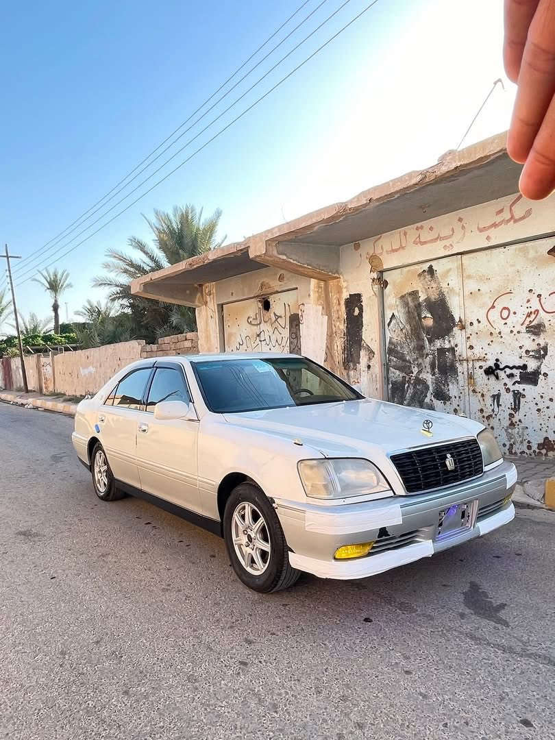 السلام عليكم
للبيع او مراوس حسب القناعه
ملكه ادوات 2001كص بدون لوحات
كير محرك ففتي شرط
تبريد +تدفئه 
صدر حيل زين كهربائيات كلها شغاله 
السعر34بيها مجال
مكاني الزويه 
رقمي***********
