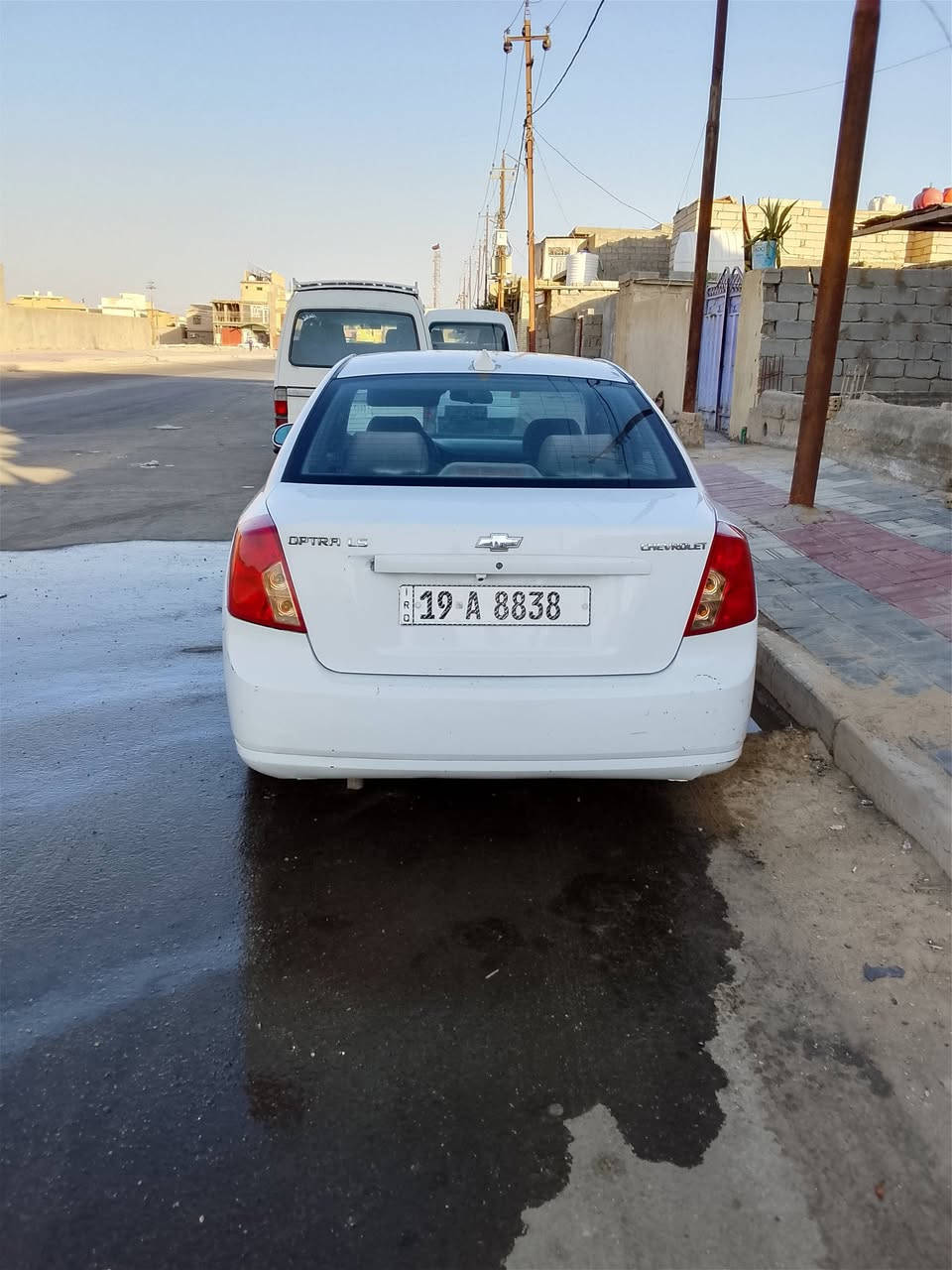 اوبترا للبيع موديل  ١١  رقم كربلاء بسمي مكانهما كربلاء محرك كير زينات تبريد شغال كهربائيات مابيهن نقص بيه ثلاث قطع صبغ مكفوله من الضربه القويه  سعر  ٧٦   اتصال  ***********@
