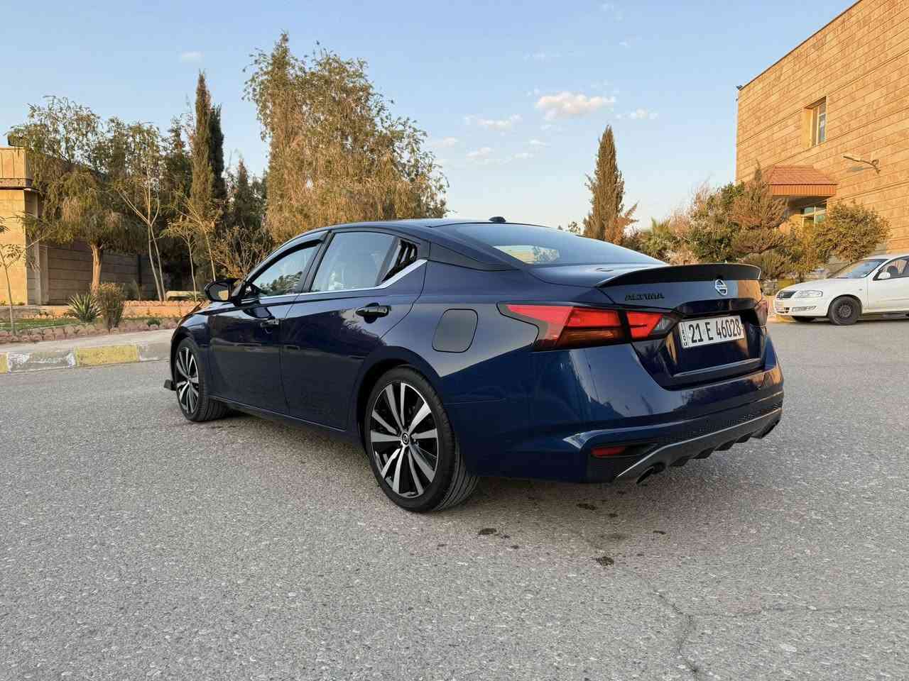 نيسان التيما 
موديل ٢٠٢٢
لون نيلي 
مواصفات SR أمريكي معروفة 
رقم و هزة و سنوية جديدة و باسمي 
حادثها  صبغ ربع بونيد و جامرلغ سكن بدون دواخل والباقي سليمة 
ايرباك ستيرن و كتف سكن مرجع بلادي مو برمجة 
ماشية ١٢٠ الف كيلو متر 
خدمات تبديل دعم كير و محرك كله بالشركة 
كماليات كاملة 
صورة الحادث مرفقة مع صور السيارة
السعر ١٤٣ قفل

صور الحادث مرفقة بالصور


**إذا كنت صاحب هذا الإعلان وتريد حذفه لأي سبب، رجاءا أرسل رسالة إلى الدعم الفني**