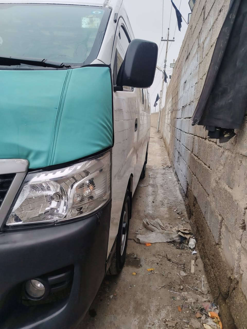 سلام عليكم نيسان يورفان للبيع مديل 2016سياره جاهزه دوشمه جديده سياره بيه بس الباب السلايت او ربع مصبوغ اوالبنيد مصبوغ سياره سعر 190او بيه مجال المكان بغداد المعامل الاستفسار ***********
