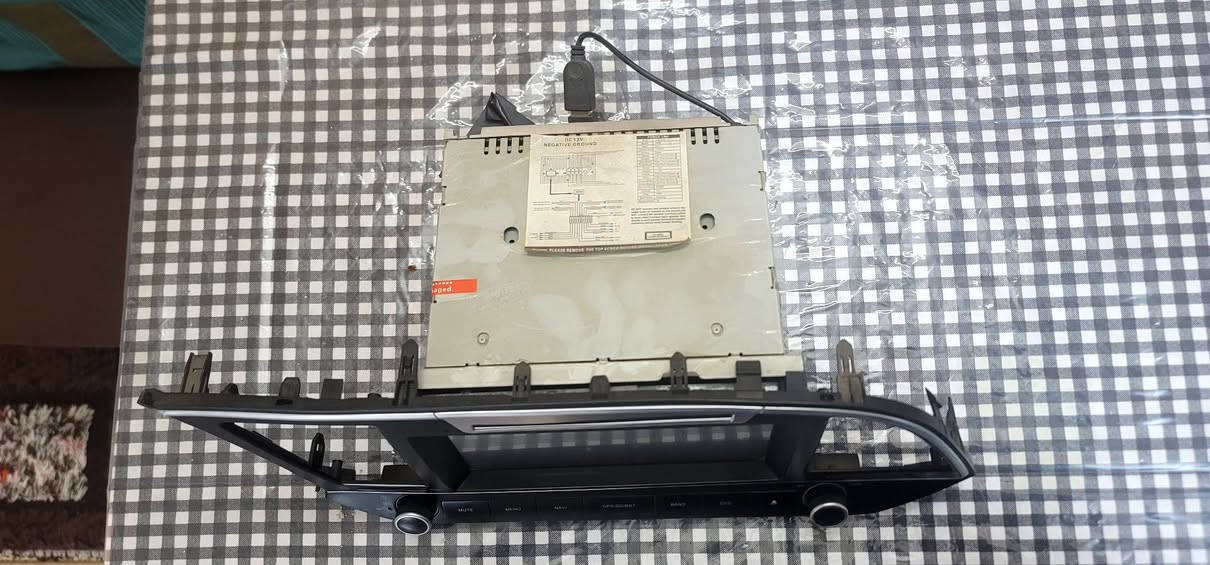 السلام عليكم
شاشة النترا ١٦ ١٧ ١٨ 
قيم واخذ مكاني حي الاعلام 

***********
