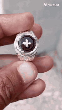 لعيون المتابعين 
خاتم جزع يماني بقراني شگل قديم 
***********
***********
