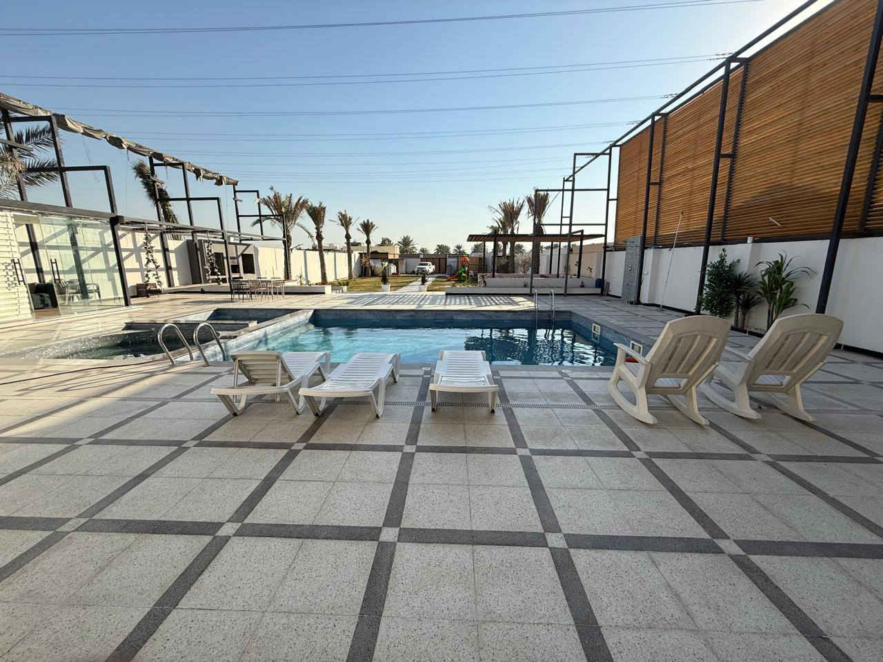 سلام عليكم يتوفر حجوزات موثق بتطبيق اجرلي العنوان الدوره البوعيثة استفسار رقم ***********
