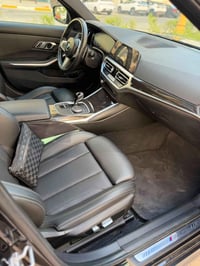 BMW 330 2022 M package أصل  فوووول مواصفات فتحه ستيرن M السياره جدا جد...