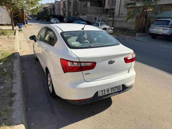 السلام عليكم للبيع كيا ريو 2017 
مكفوله كفاله عامه 
ماشيه 24 الف كيلومتر جديد

الشركة العامه السياره
السياره جاهزة من كلشي
بدون نقص
رقم بغداد تحويل مباشر
وبيها سونار موضح بالصور
السياره مال بيت كلش نظيفه 
احلى من الصور

📍مكانها بغداد الغزاليه او حي الجامعه
سعر 100 وبيها مجال حك الجيه
مستعجل عالبيعه
واتساب 
***********
