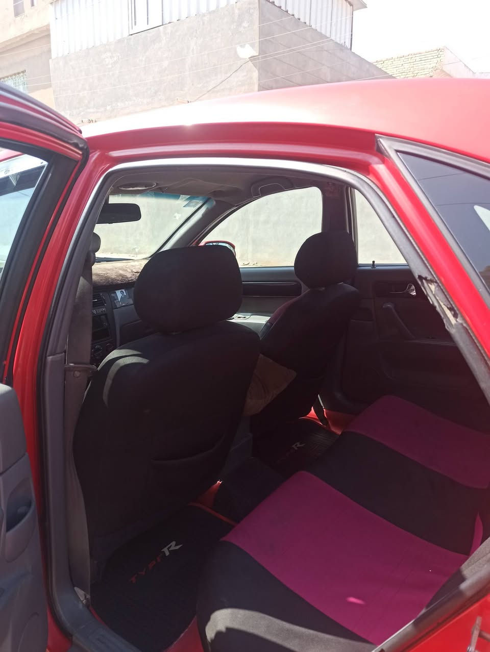 السلام عليكم ورحمة الله وبركاته، للبيع اوبترا ٢٠٠٦ احمر غير محدد بأسمي رقم بغداد مكان السيارة عزيزية سعرها ب٦٣ وبيها مجال قليل *********** كير مكينة بحالة جيدة تبريد جيد اطارات جيدة سيارة جاهزة
