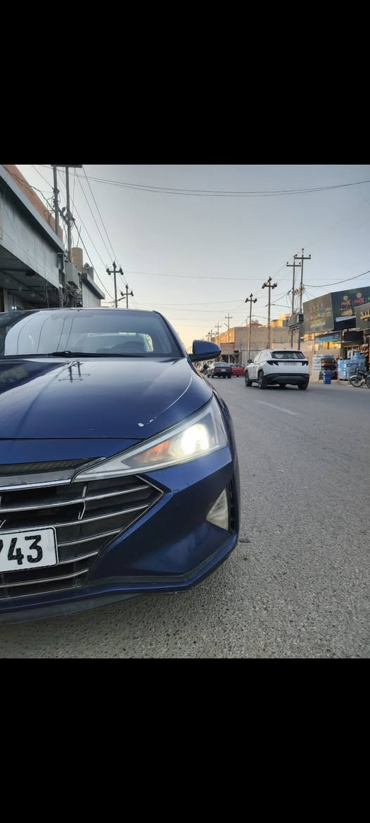 السلام عليكم 
للبيع النترا موديل 2019 وارد امريكي
حادثها موضح بلصور البنيد فقط ونفسه مصلح وراجع السياره كلها ليبل واحد بدون تبديل وبيها بلعراق الجنطه صبغ بدون دواخل  السياره ماشيه 126  
كيرها atm بلادي مگينه 2000 دوش بلاديه مامفتوحه 
مواصفاتها 
شاشه ابل كار بلي 
نقط عمياء 
تحديد مسار 
كروس تثبيت سرعه 
مانع انزلاق
توقف ذاتي 
مود درايف 
قياده ذاتيه
رقم بغداد بأسمي سنويه ل 2029 
عنوان النجف الكوفة 
السعر 126 وبيها مجال 
***********
