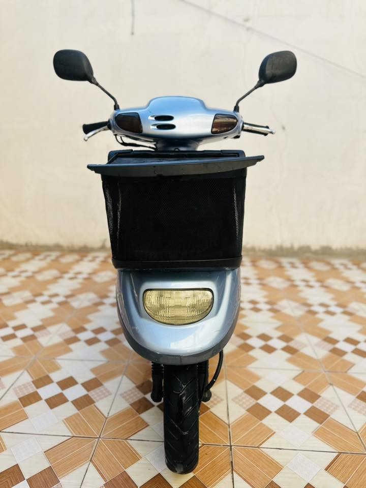 سلام عليكم 
دراجه منغولي ام سله دراجه جديده ونضيفه وكل نقص مابيه شغاله من كلشي دراجه موديل 2007ومكفوله من كلشي دراجه محرك وصوت كير
العنوان كربلاء طوريج 
***********
