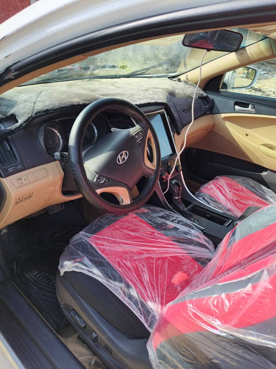 مكلف بالنشر رقم صاحب سياره ‏‪***********‬‏
سوناتا خليجي مكينه 2400 دوش نص مواصفات رقم دولي هزه جديده بيها 3 قطع صبغ دواخل مكفوله كير مكينه تبريد حداديه شرط باسمه السياره السعر 120 العنوان الديوانيه قضاء الحمزه الشرقي
