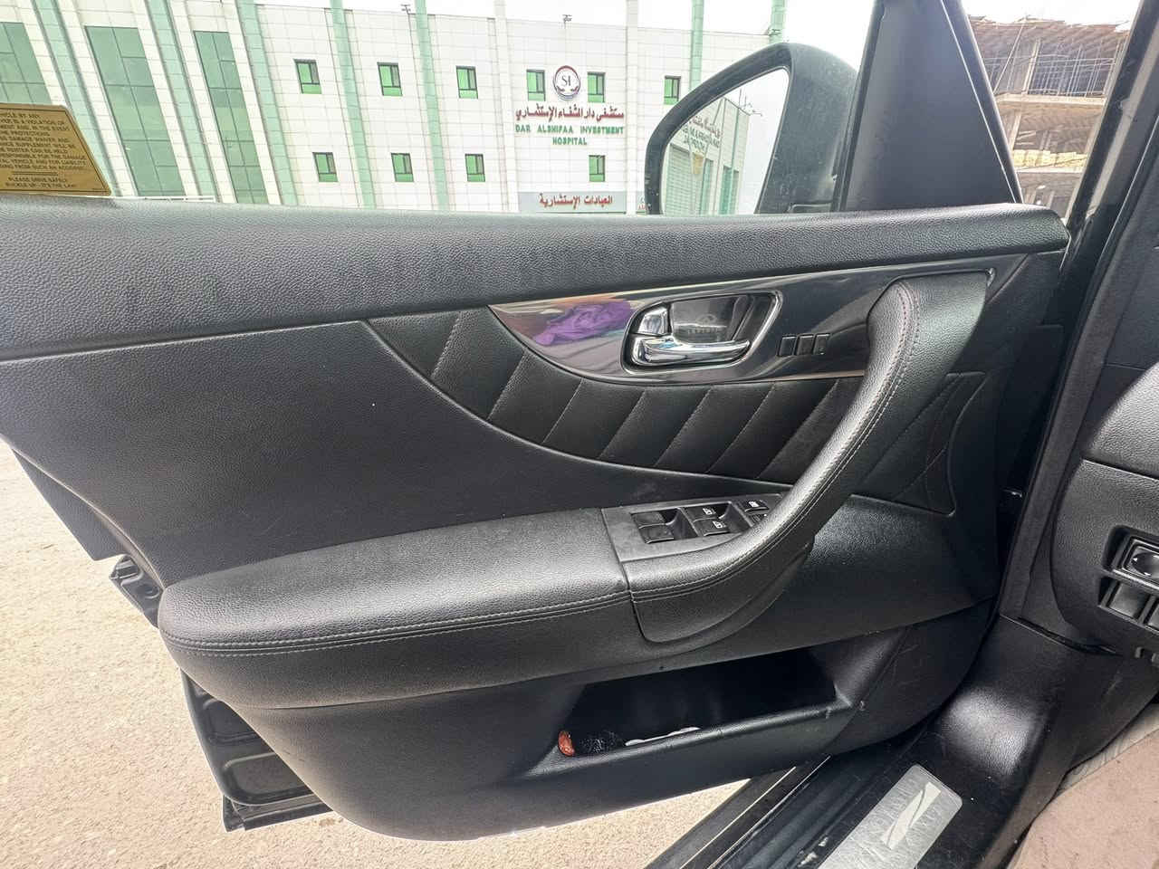 سياره نيسان انفنتي فئة FX35 مديل 2009 اسود 
مكفوله من الضربه القويه والكلبه والكص والخياس والعيب الشرعي مكينة جديده وكلش نظيفه  وكير نظيف 
سياره فول مواصفات 1/1
مكينه 6سلندر 3500
5راكب
كشنات جلد 
كشنات كهربائي تدفئه وتبريد كشن 
تحكم ستيرن 
كاميرا مرايات جانبيه تحكم الكتروني 
ويل كب 
فتحه  تنته بلقماره 
تحكم ستيرن + مثبت سرعة
لايت زنون 
حداديه وميزانيه  جديده 100%
مشط ستيرن جديد
ستيرن كهرباء مع خزن وضعية السائق
فلاتر شوته جديد 
سنتر لوك 
بلوجكترات 
دواخل اسود ملكي وبيها نشره دشبول
راديتر جديد مع ماء اصلي 
تدفئه وتبريد شغال بيها فقط رشات صبغ كلير انا ابيع حزام 
وضربه خفيفه بالبجم مبدل دعاميه جديده وعرضانيه 
سياره نظيفه وجاهزه شغل واطلع 
وقبل كم يوم مسويلها ادامه كامله من الدعاميه للدعاميه وقطع الغيار بيها ضمان جاهزه اي نقص مابيها
رقم دولي اربيل بأسمي  جديد وهزه جديده 
السعر. 128 والشراي يدلل 

***********
