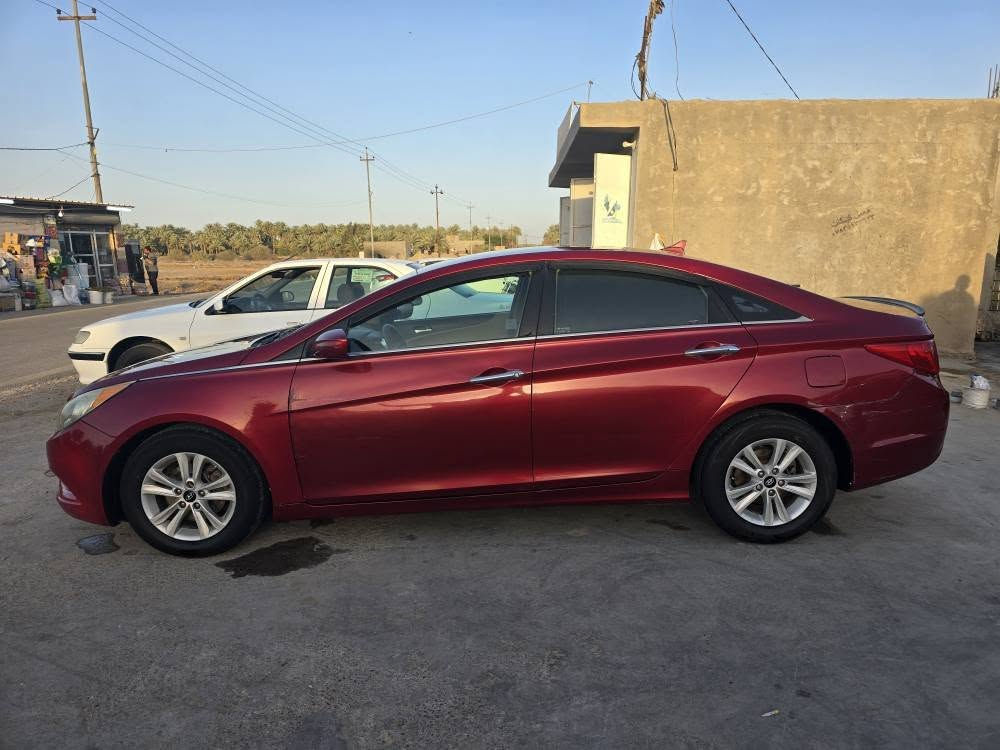 سوناتا 2013 وارد امريكي رقم بابل سيارة نضيفه سياره بيه قطع بين تبديل وبين صبع ابيع احزام  
المكان حله ورديه خارج البونافع 
هاتف *********** المحاويل, بابل
