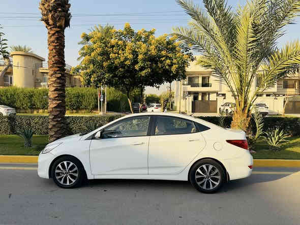 اكسـنت خليجي 2015 
فول مواصفات ⭕️ 
رقم بغداد 
ماشيه 112 
كفالة من الصبغ وبيها غمازه بلقماره خفيفه متبين 
السياره مناقصة ايشي وخير من الله 
السعر 110 - مكاني بغداد الكرخ 
للاستفسار : ***********
