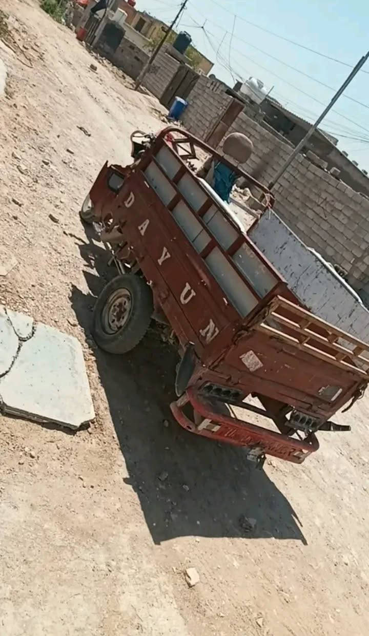 سلام عليكم ستوتة شغالة نضيفة سعر 650 قفللل اذا مو
شراي لا تراسل هاي كدامك شوف ستوتة اوراق المكان بغداد 
المدائن ناحية الوحدة ***********
