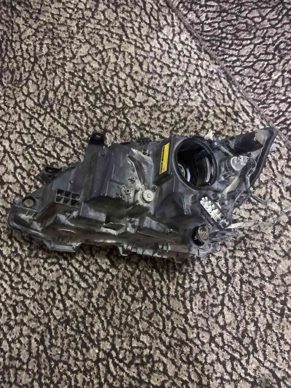 متوفر لايت لكزز مديل 12GSصالون للبيع الجهه اليمنه صوب العبري لاستفسار بالرقم ***********/*********** مكان النجف
