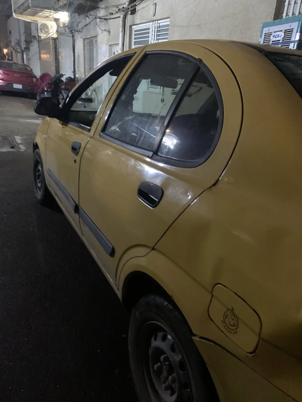 السلام عليكم سياره طيبه للبيع الضربه مثل ما موضحة بلصوره  السياره مكينه تبيخر ابيع كايمه للاستفسار ***********
