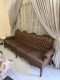 تخم صاج • ١١ مقعد • نظيف