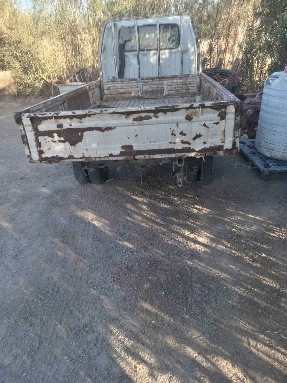 السلام عليكم كيا بنجو للبيع سياره نظيفه جير ومحرك وشاص مقفولات ثاني يوم تحويل رقمي رقم صدامي بغداد اتصال على الرقم***********
