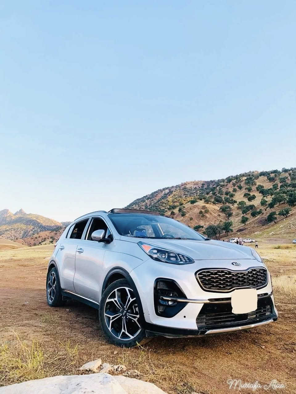 كيا سبورتج و فئة SX موديل 2021

اعلى فئة بالمواصفات  1/1 
وارد امريكي بدون دواخل وبدون ايرباك موضح بالصور
- حجم المكينة   2000 TURBO
مكفولة كير ومحرك وتبريد خير من الله 
صور الحادث ورقم الشاصي بالمنشور

-ماشيه 78 الف ميل 

-فتحة سقف  طگتيم بانوراما 
-بصمة + بصمة ابواب
-فول تحكم ستيرن
-شفتات ستيرن
‏-‎داخل جلد
-كشنات تدفئة وتبريد
-تحكم كشنات كهرباء
-جنطة خلفية كهرباء
-ستيرن رياضي D + تدفئة ستيرن
-لايتات امامي زينون + بروجكتر زينون
-بك لايت LE
-حساسات امامية وخلفية
-رادارات جانبية وخلفية
-نظام قيادة ذاتيه وانحراف عن المسار
-كاميرا خلفية
-سستم صوت Harman Kardon
-شاشة Apple car play
-شحن Wireless
-اوتو هولد Auto hold
-اريل نفكيتر
-نظام نزول منحدرات
-نظام مانع انزلاق
-مثبت سرعة Cruise
-ثلاث انظمة قيادة ECO-NORMAL-SPORT
-اشاير بالمري الجانبية + مري كهرباء
-مراية وسطية اوتو دم

-مكان السياره بغداد  - كاظمية 
السعر اتصال او خاص او واتس
***********

