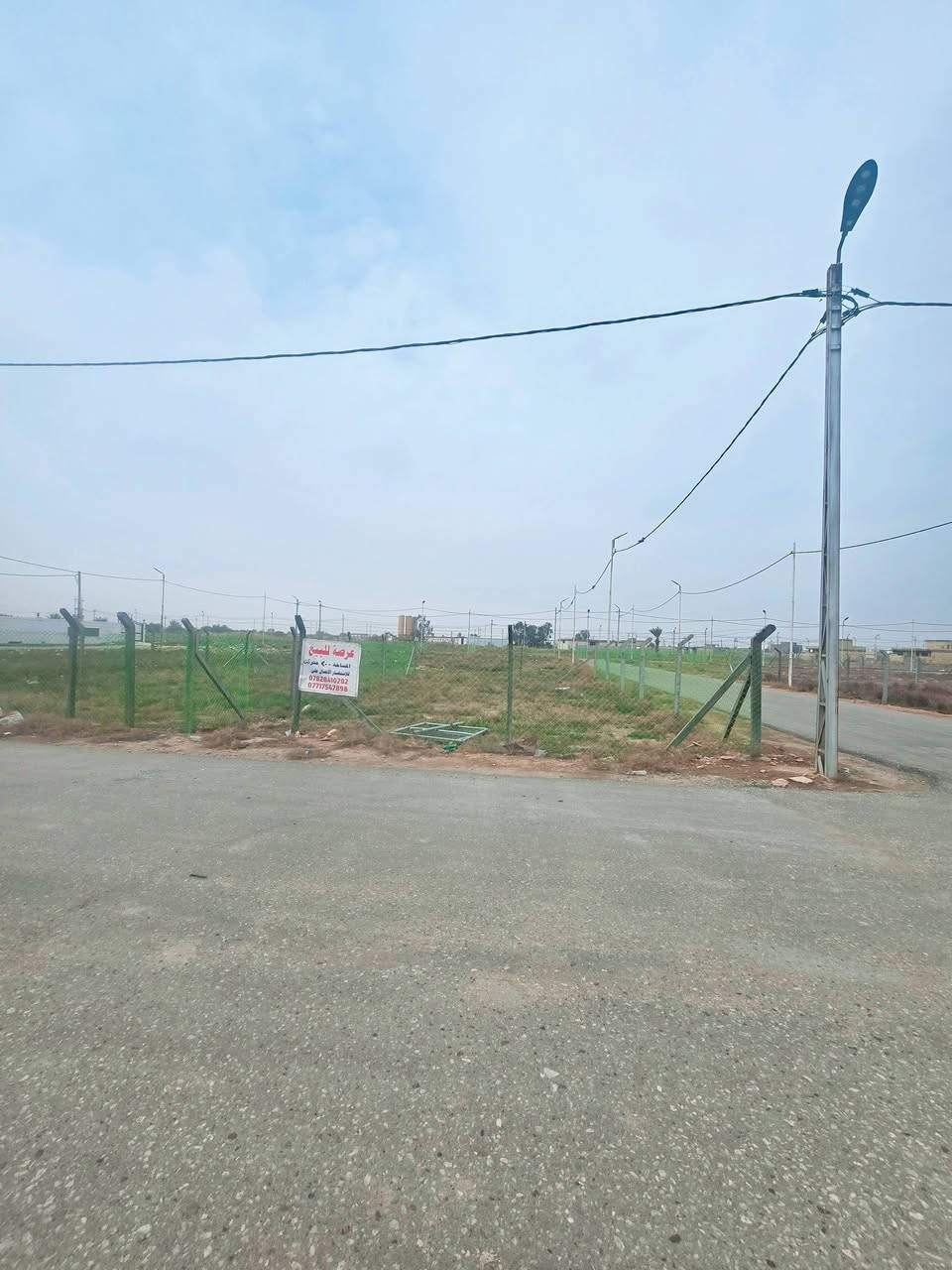 عرصه (200متر) ركن شارعين موقع مميز(10×20)مسيجه مجمع توحيد الثاني كافه الخدمات متوفره للاستفسار [ *********** ] [***********]
