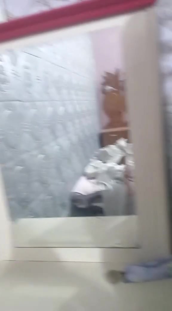 غرفه ب 200بيهه مجال
الميز ب 50 كنتور 125


**إذا كنت صاحب هذا الإعلان وتريد حذفه لأي سبب، رجاءا أرسل رسالة إلى الدعم الفني**