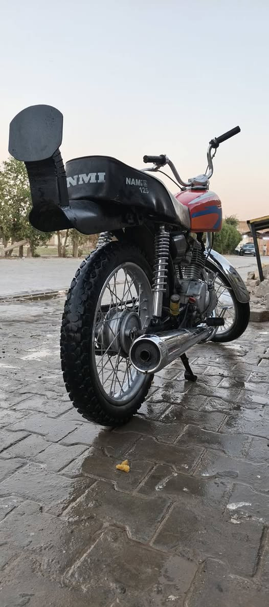 سلام عليكم دراجه ارشا البيع كلك المكان نجف مشخاب السعر 350وبيه مجال الستفسار علا رقم *********** وبي واتساب
