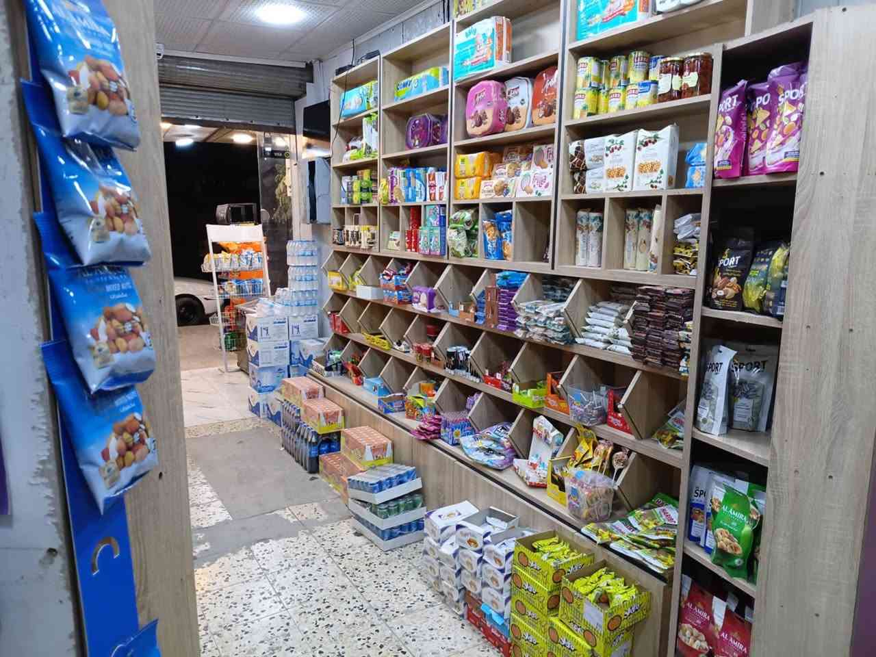 اسواق للبيع
انا مكلف بالنشر فقط الي يحب يستفسر يراسل الرقم المرفق بالمنشور 
 
الموقع   كربلاء_طويريج  بداية الشارع العام    مقابل قسم شرطة الهندية 
بالضبط بصفحة القائم مقامية  والمجمعات الطبية
الأسواق على موقع وشارع تجاري

لمعرفة التفاصيل الاتصال على الرقم 
***********
