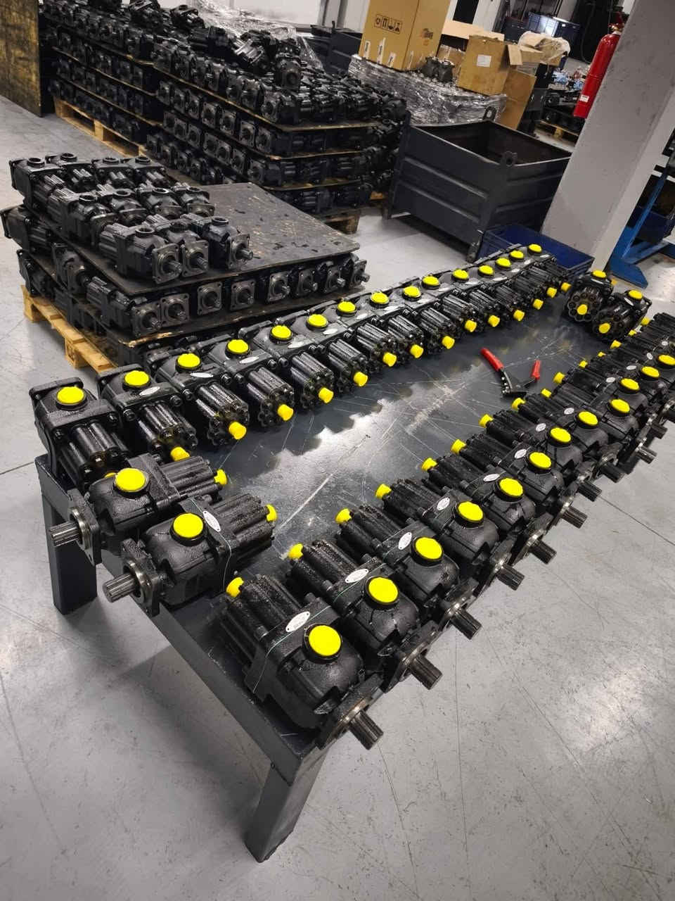 #hydraulic 
#Hydraulics 
#hydraulicpump 
#HydraulicComponents 
#hydraulicpumps 
#PTO 
#ZF 
#truck 
#ptoهیدرولیكي 
#المعدات_الهیدروليكي 
#المضحات_التروس 
#الهیدرولیكية 
#نظامptoهيدروليكي 
#قطع_غيارشاحنات 
#هیدرولیك 
#مأخذ_القدرة_الهيدروليكي 
#النقل_ثقيل 
#gidravlik 
#Hidravlik 
#hydraulicequipment 
#pistonpump 
#gearpumps
#المضخة
#القلابات
#التروس 
#المضخات 
للطلب تواصل معنا
To book order get in touch
0531 943 58 78


**إذا كنت صاحب هذا الإعلان وتريد حذفه لأي سبب، رجاءا أرسل رسالة إلى الدعم الفني**