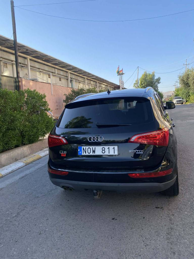 AUDI Q5 2010

ئۆدی q5
فول مواسفات بەس سلایت نیە
مۆدێل ۲٠۱٠
گێرومە کینە بە شە رت 
مەکینە(۲٠)تۆربۆی گازە
هە موگیانی لە سە ر دەقی شە ریکە ماوە
بۆیاخی نیە بە شە رت
  لەرەسمەکان جوانترە 
دە بڵ ئە کسلی بە شە رت
ژ.م(٠۷۷۲٥۳٤٠۹۹٥)
ڤایبە رو واتساپی لە سە رە
نرخ 80گەڵاو مەجال شربازهير, السليمانية
