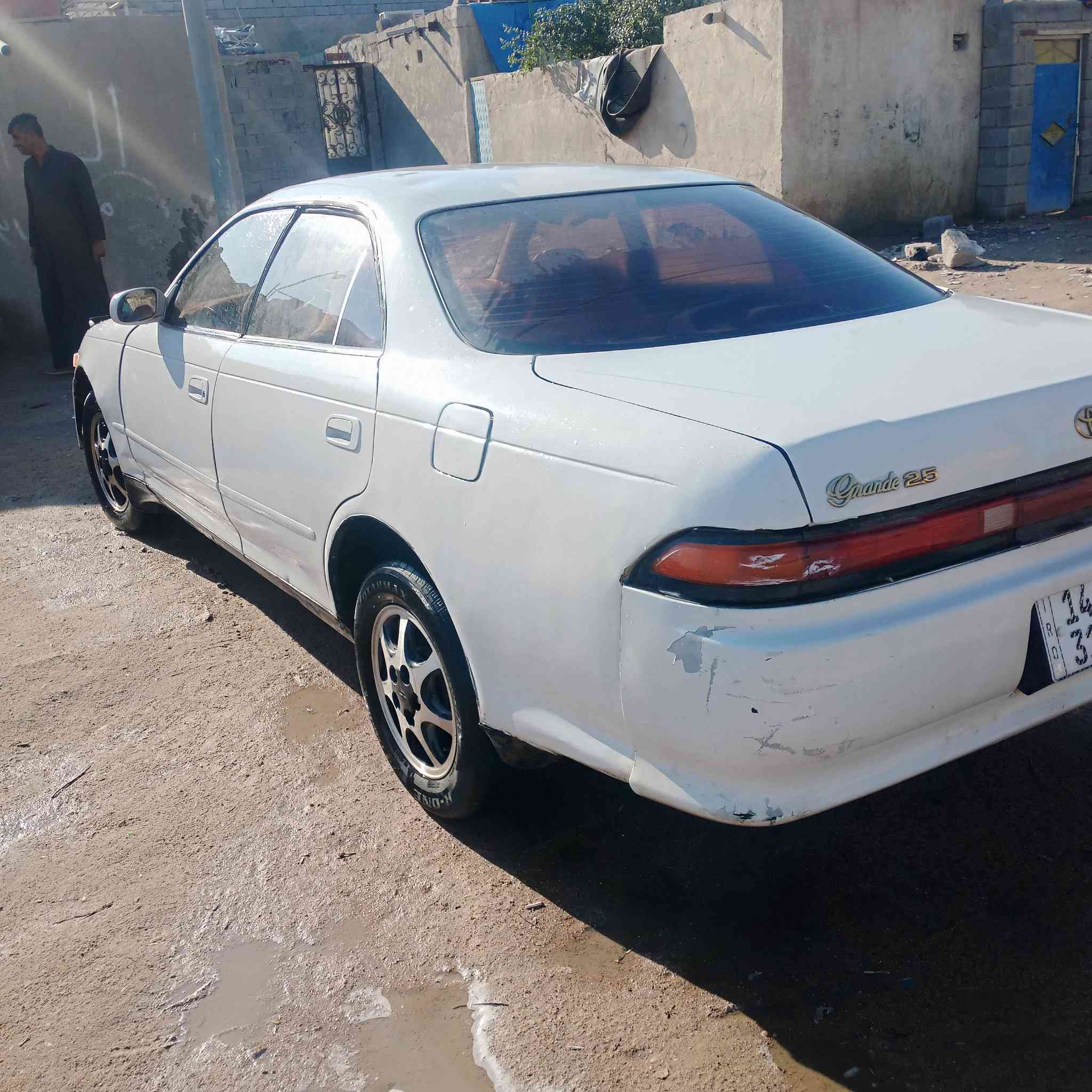 السلام عليكم مارك نفخ للبيع مكفوله كصه ونقل رقم بصره انجليزي،، باسمي كير و مكينه  ثنين ونص ... سعر السيارة 39 .وبيها مجال،،مكان السيارة الزبير ...***********
