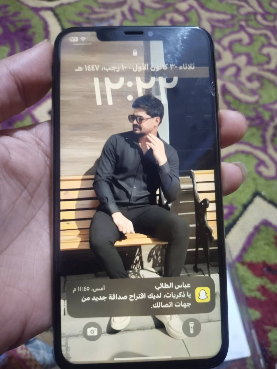 سلام عليكم موبايل ايفون اكس ماكس ذاكرته 256 بي مشكله كامره واكفه يعني بس سيلفي شغال وفيس ايادي هم واكف وال بطاىيه 100مبدله شراي خاص او يتصال ع رقم *********** مكاني بغداد
