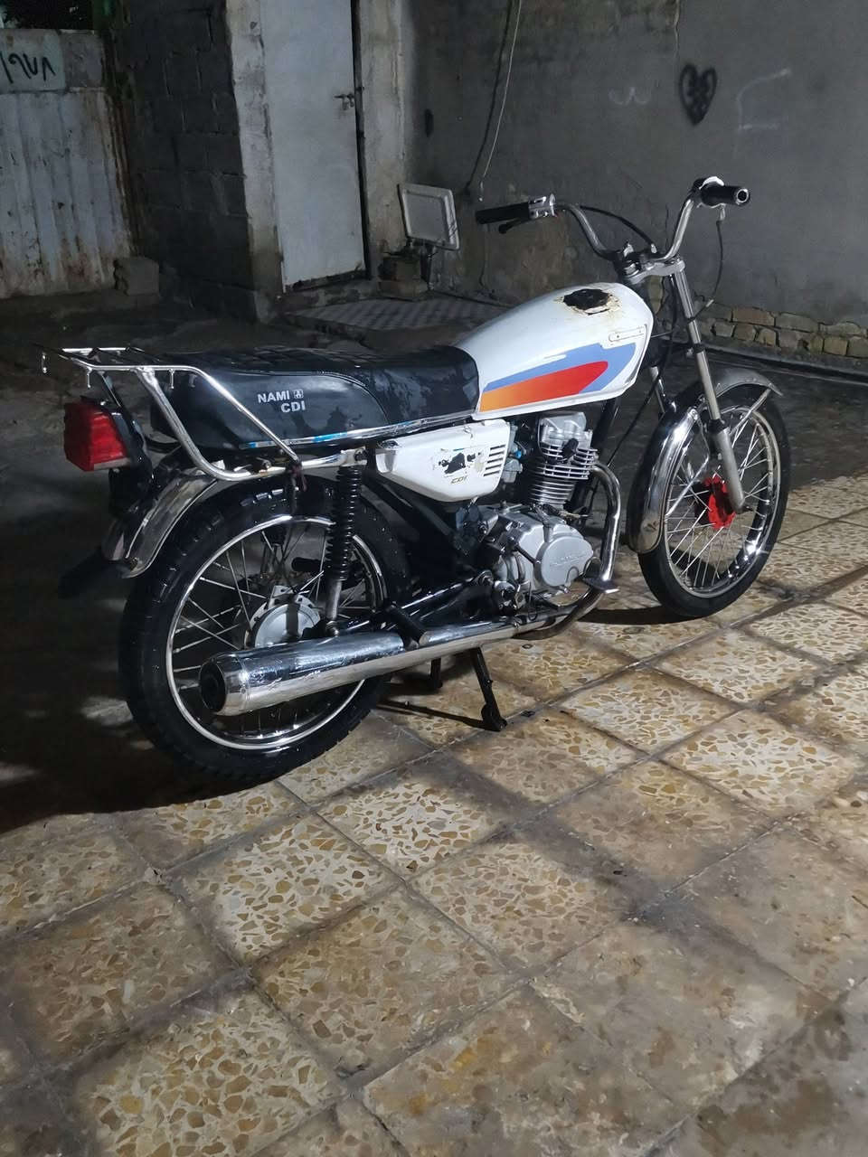 سلام عليكم دراجه ٤كير مديل ١٨ اوراق صولي ٥دراجه خير من الله شلعه ومعدل لاتنقيص ولا تبخير متواجد واتساب  هاذ رقمي ***********
