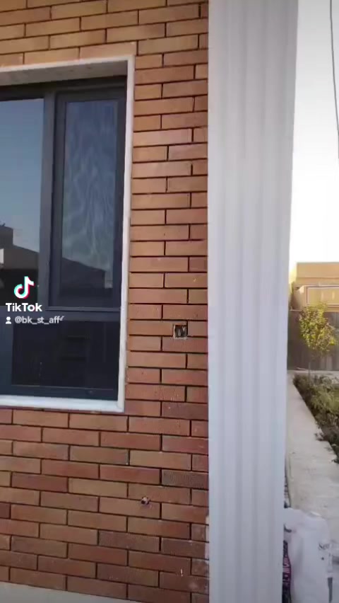 (بسم الله الرحمن الرحيم)(وقل اعملوا فسيرى الله عملكم ورسوله و المومنون)(صدق الله العلي العظيم)
(قال رسول الله)(صل الله عليه واله وسلم)
(ان الله يحب اذا عمل احدكم عملاً ان يتقنه)(صدق رسول الله)
(تم تصميم الواجهة على يد الاستاذ/الاول على محافظة ديالى) 
(احمد حسن عزيز)(ابو حسن)( ***********)
(العنوان/محافظةديالى/منطقةالحويش) 
(الله ولي التوفيق/الحمدلله رب العالمين والصلاه والسلام على سيدنا ونبينا وحبيبنا ابا القاسم محمد وآل بيته الطيبين الطاهرين)
