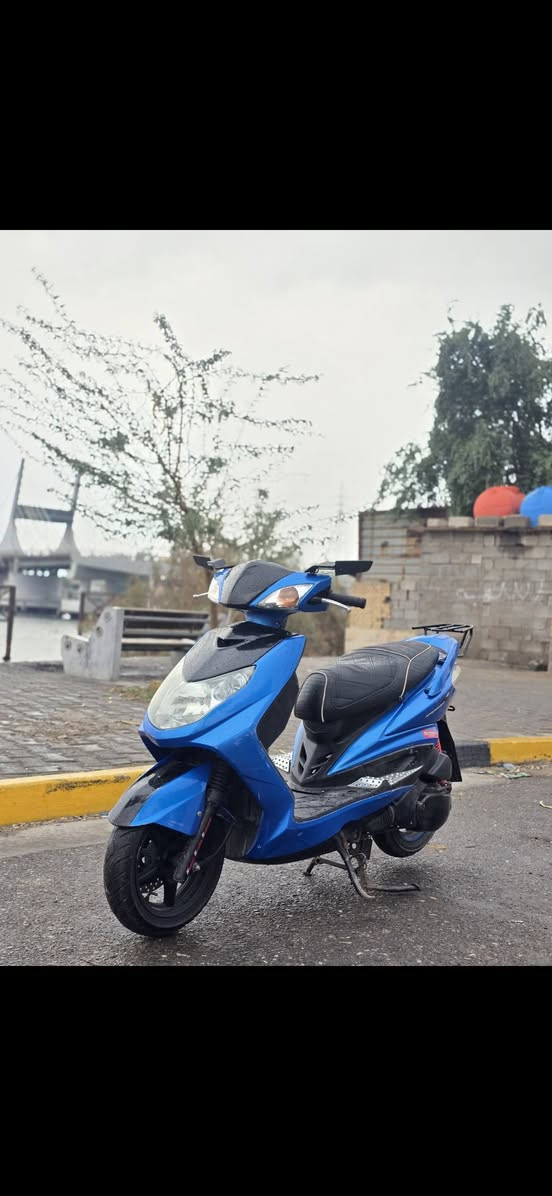 السلام وعليكم 
سكنس فحل كابريتر للبيع الدراجه كامله ختم واحد من طول الطول حاويه وصل معرض موجود كفاله عامه من كلشي رباعيه بلادي سلف اشاير لايت كله شغال وكامل وبلادي بيهه تزويد كشن رياضي بلادي شرط الختم يدات koso ارضيات العينه كامله ماكو شي بيهه مو شغال رون وكيلومتر شرط الفحص كلها النعومه ونكره سلف بكل وقت مكاني البصره كرمه علي للاستفسار ***********
