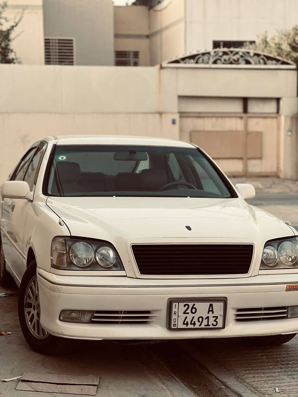 سلام عليكم
✅كراون ملكه 
✅2003كرستال اصل 
✅4دكم +برده كهرباء 
✅غرف اربع كراسي كهرباء مع غرف جلد بيجي 
✅ تحويرت نجف فوك وجوه دشبول عارف العيساوي 
✅ مري شفط مع هيتر +سيدي 6اقراص +بلاتوث 
✅ استيرن كهرباء +محرك ديفور جبير  3000 شاصي 175
✅ شاشه كرستال  ترحيب +مضخم صوت فد شي
✅ تبريدامامي خلفي مع سبلت وتدفئه
✅تخم تاير مع حداديه جديده 
✅قفل وفتح عن بعد 
✅السياره كفاله عامه  من الضربه و نقل جثه وكصه واصوليات 
✅ رقم صلاح الدين  انكليزي 
✅ويل كب حصيره 
✅ابيض صدفي مميز 
✅السياره سبورت 
✅السياره برغي متصرف عليه 
✅السياره  مال جناي  وبالعافيه على لياخذها
✅ متعوي عليها السياره 
✅السونار مرافق الصور 
✅لايت ابو عيون 
✅نضامVSC+TRS ما نع نزلاق
✅تحكم جام اوتو 
✅كاعيات السياره بلاديات 
✅السعر،،،،،، 140وبيها مجال اتصل وبيه مجال للطيبين 
✅ مكان  نجف الاشرف 
✅ ***********
