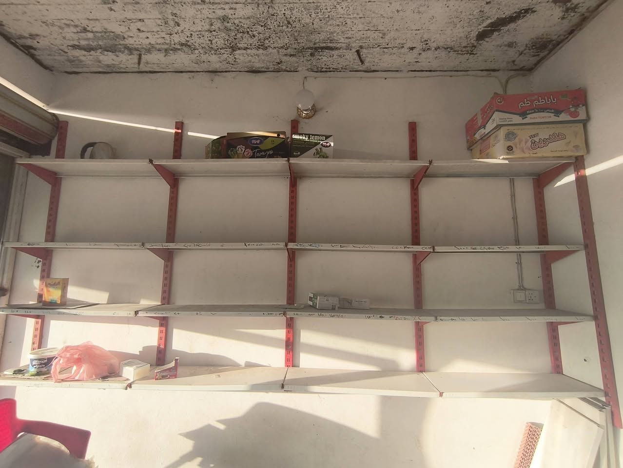 رفوف للبيع عدد ٢٩ رقم تلفون ***********

